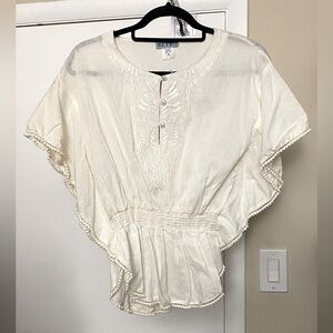 NWT Retro Ivory Wing Sleeve Cotton Top Size Small